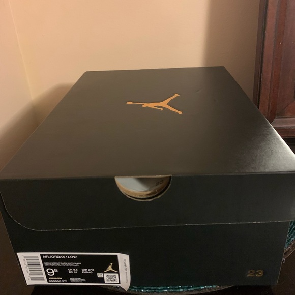 New Nike Jordan 1 low